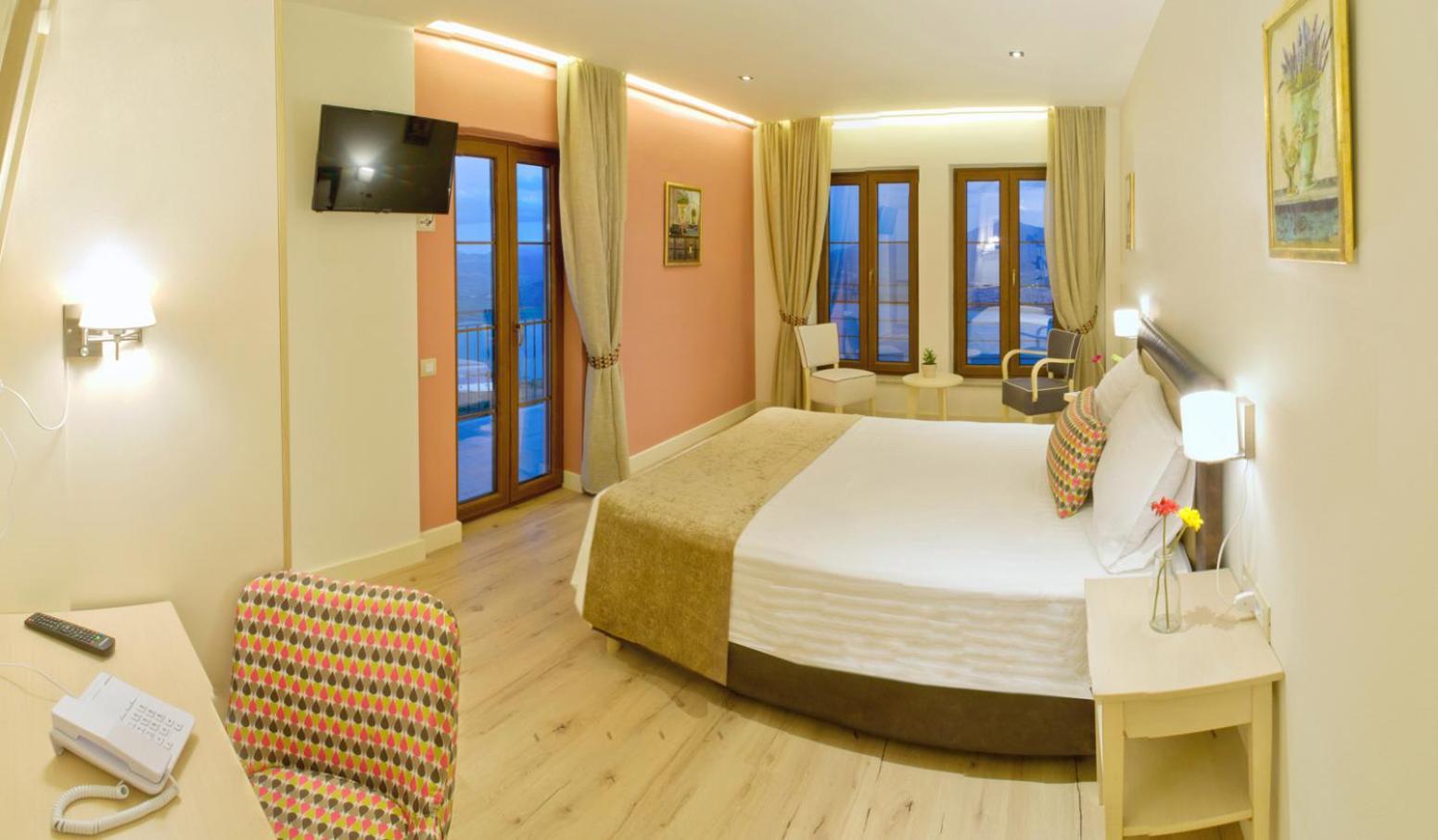 Arktos Hotel Giannina Esterno foto