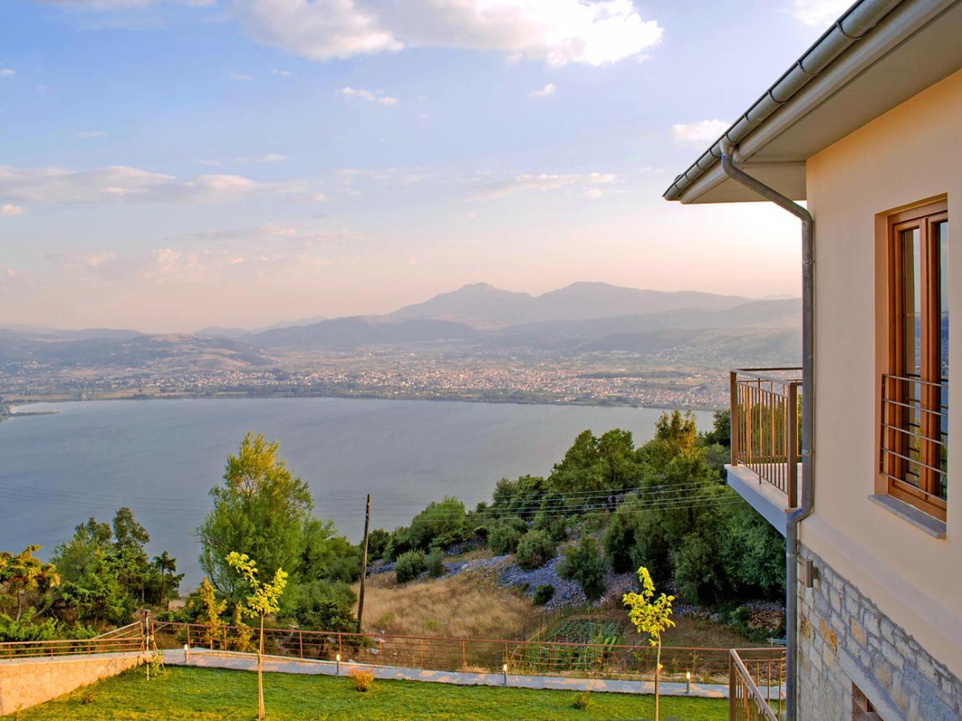 Arktos Hotel Giannina Esterno foto