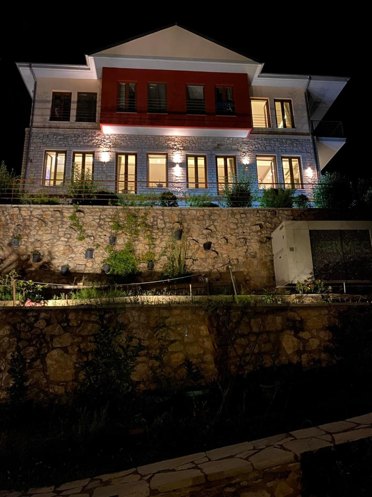 Arktos Hotel Giannina Esterno foto