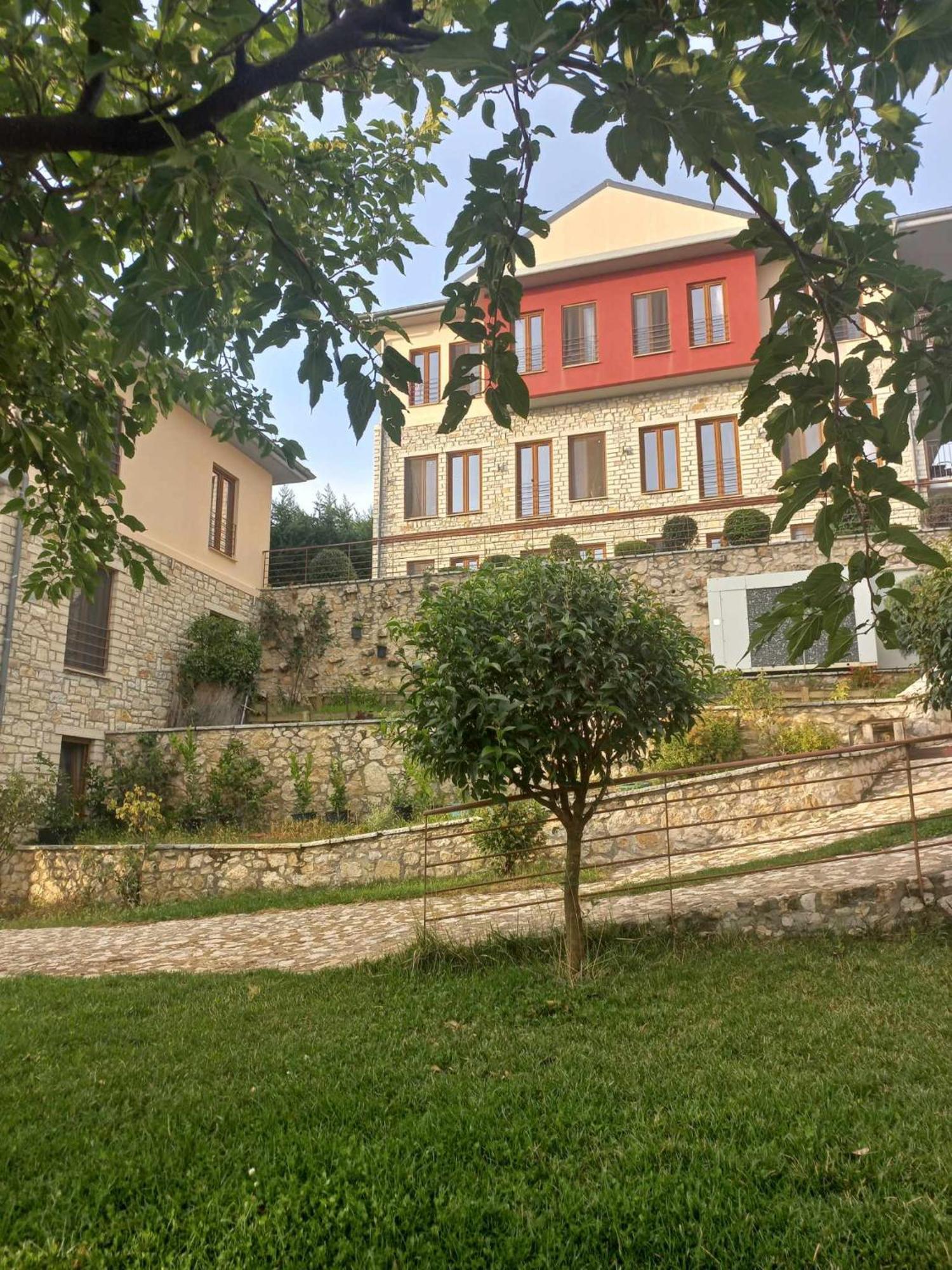 Arktos Hotel Giannina Esterno foto