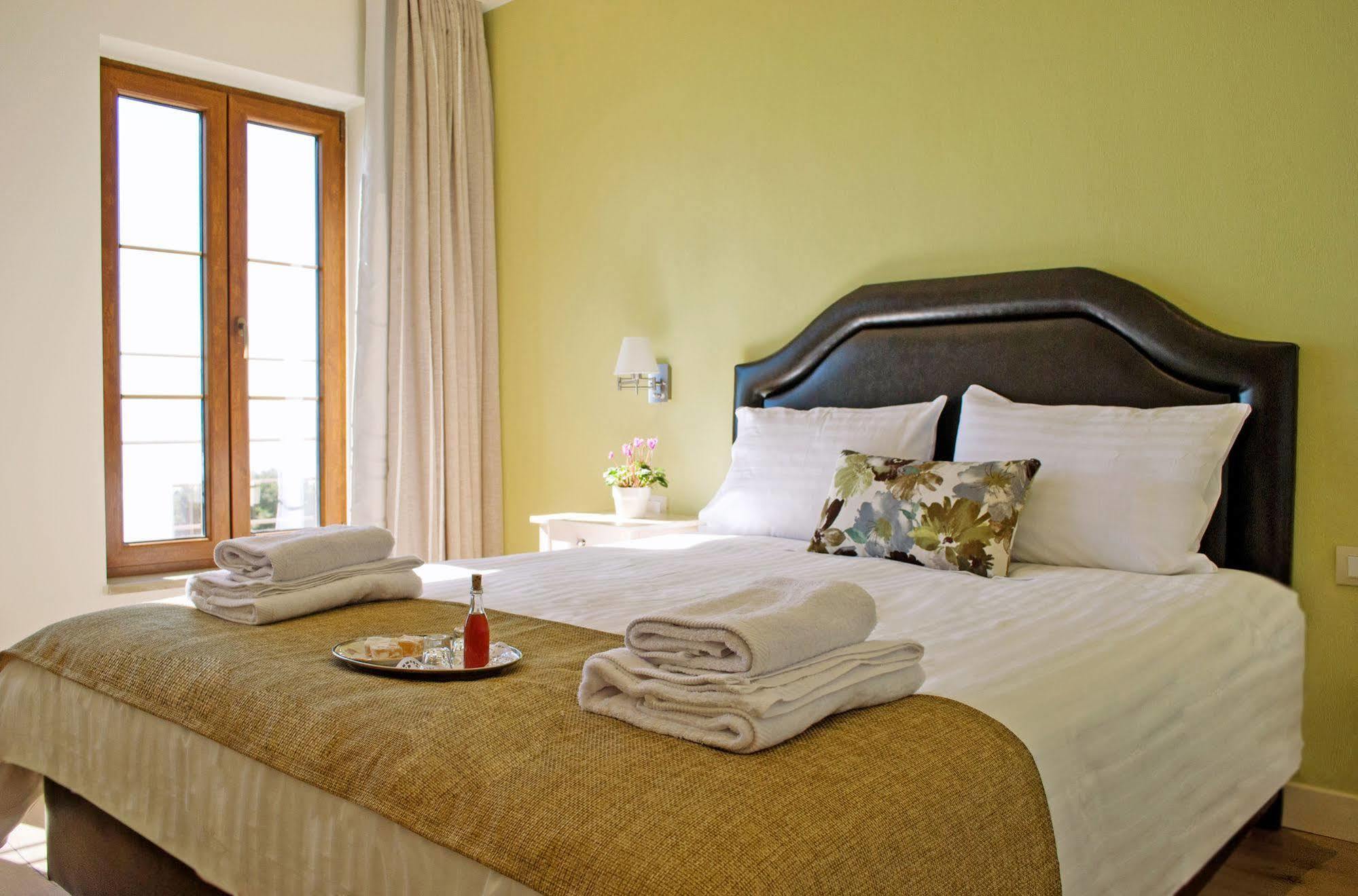 Arktos Hotel Giannina Esterno foto